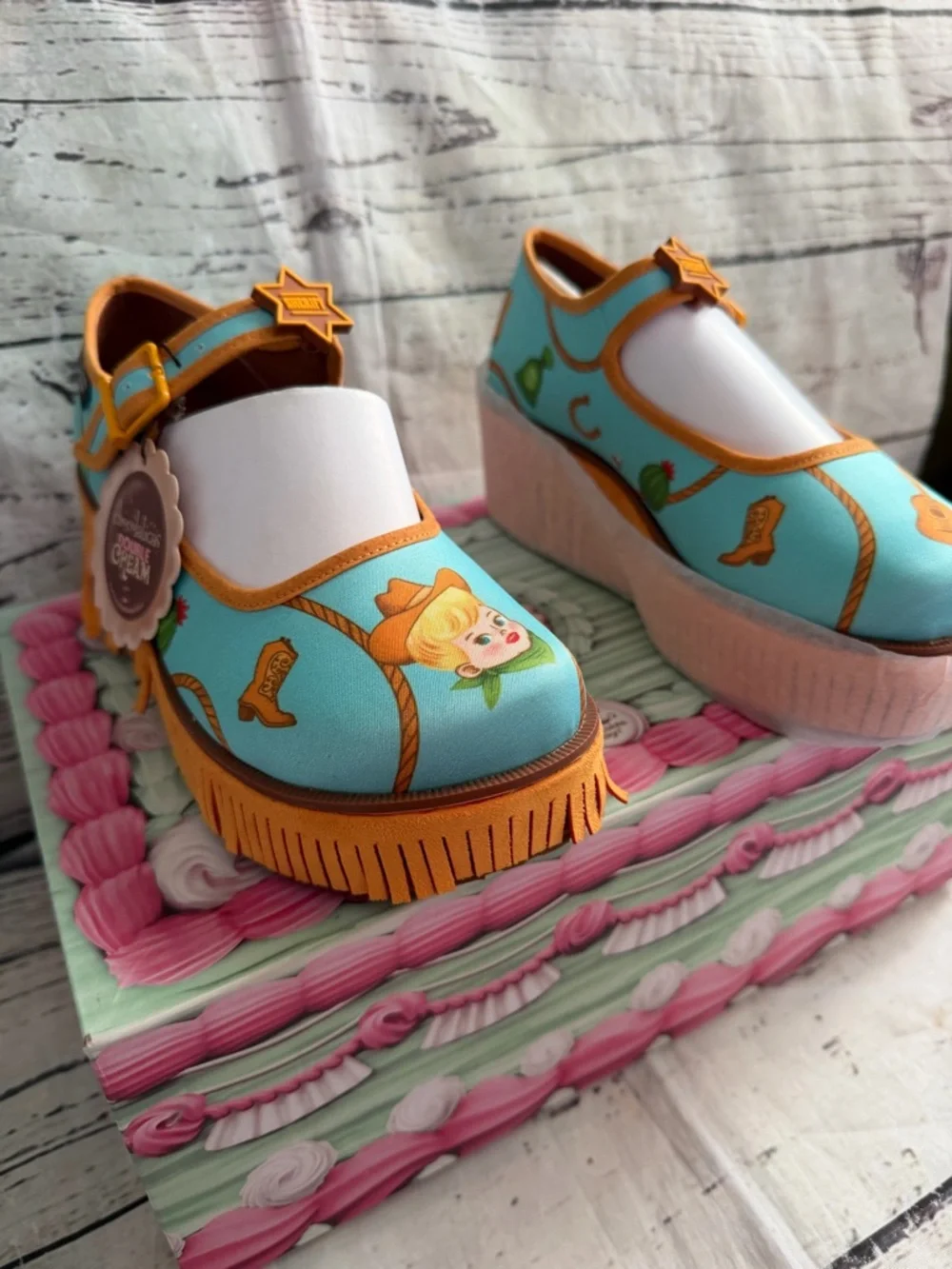 Chocolaticas® Sheriff Women's Mary Jane Platform